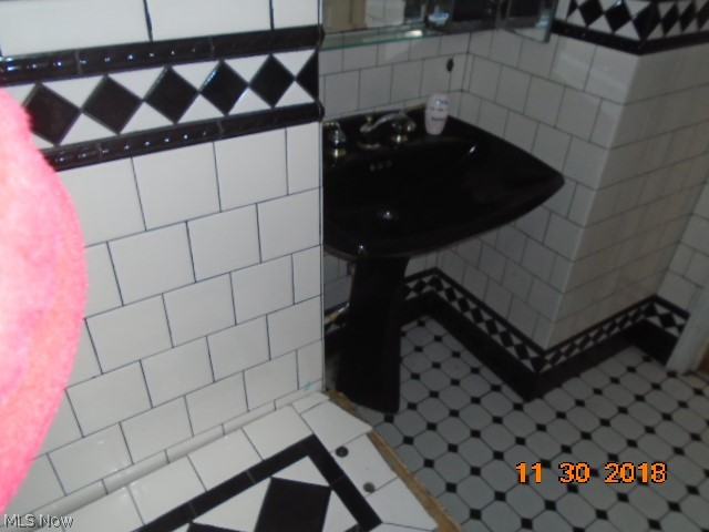 1865 Belmore Road Cleveland, OH 44112 - Photo 10 of 19 Gallery Image 10