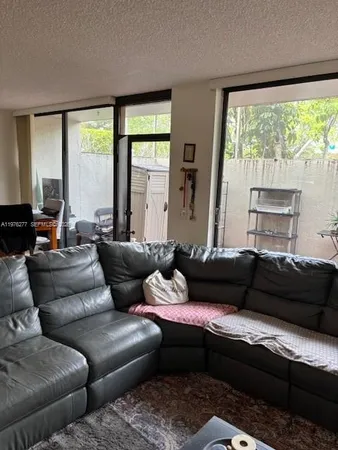 $3,500 | 3190 Bird Avenue, Unit 15, Coconut Grove, FL 33133