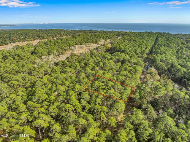 $4,000 | 0 Ash Street, Ocean Springs, MS 39564