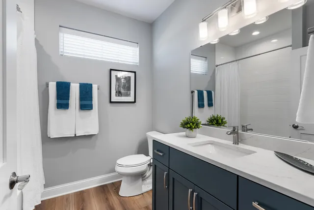 $1,199,999 | 1749 North River Road, Milwaukee, WI 53217