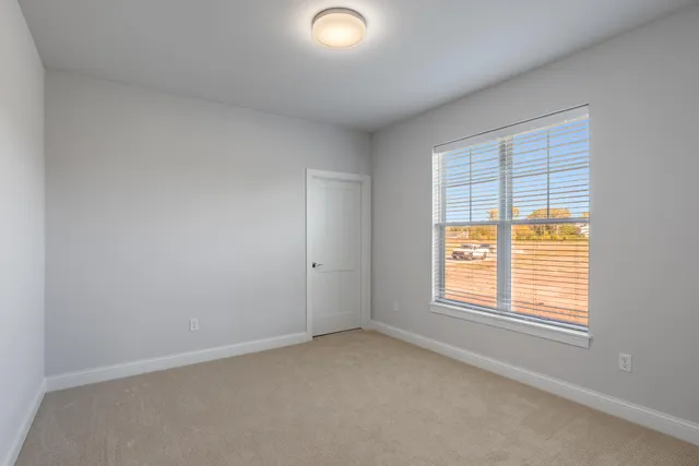 $1,199,999 | 1749 North River Road, Milwaukee, WI 53217