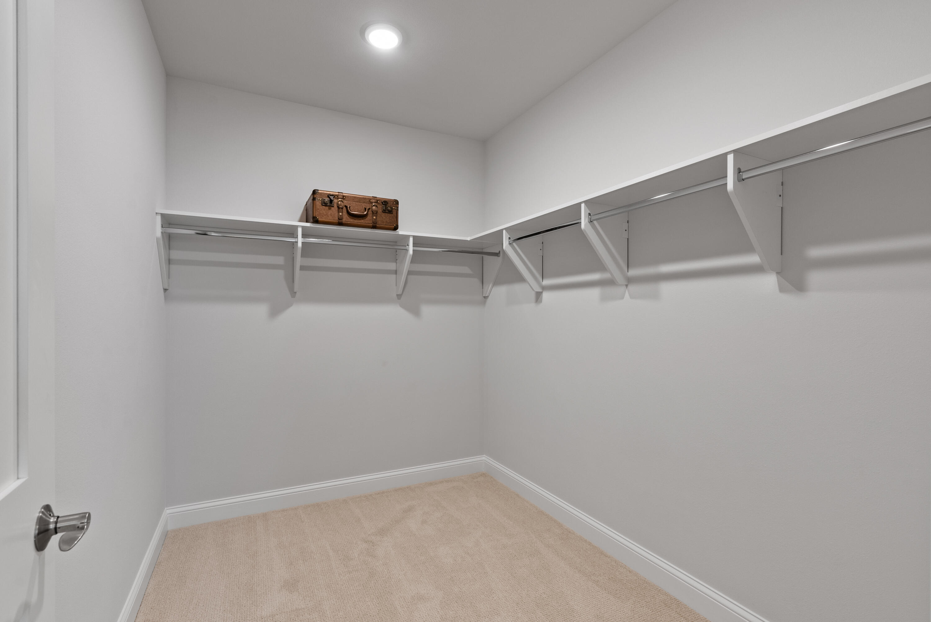 1749 North River Road Milwaukee, WI 53217 - Photo 30 of 40 Bed 4 WIC