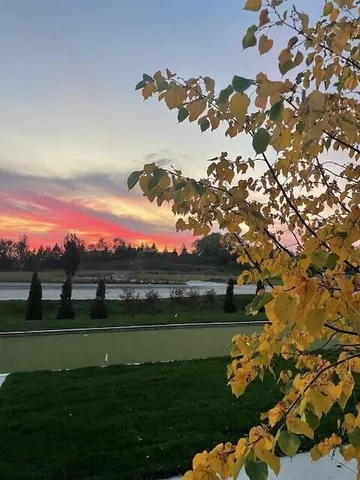 $1,199,999 | 1749 North River Road, Milwaukee, WI 53217