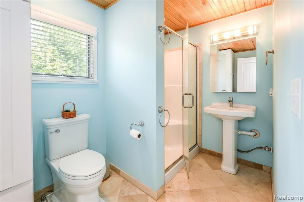9034 Dexter-Pinckney Road Pinckney, MI 48169 - Photo 27 of 33 Gallery Image 27