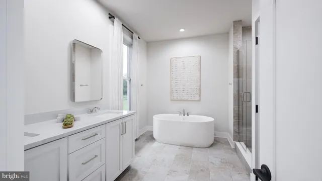 a picture of a room with a floor plan