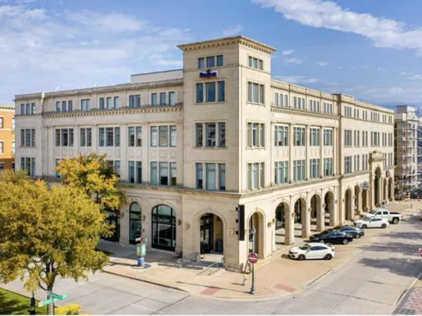 $10,001 | 100 West Rock Island Road, Grand Prairie, TX 75050