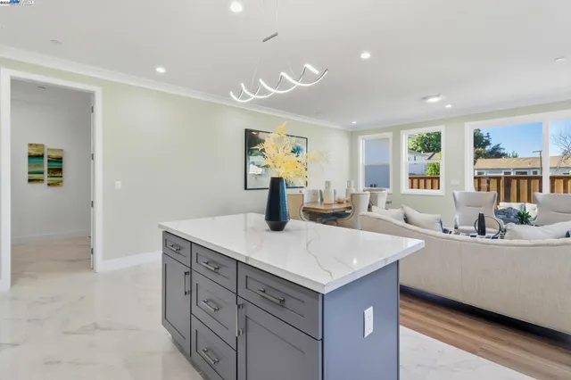 $1,850,000 | 492-494 Sunset Boulevard, Hayward, CA 94541