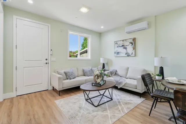 $1,850,000 | 492-494 Sunset Boulevard, Hayward, CA 94541