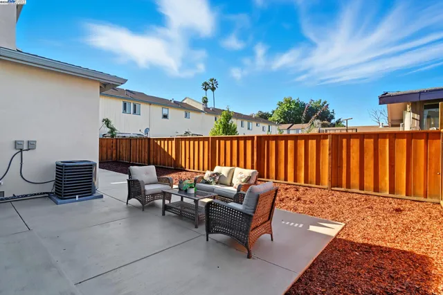 $1,850,000 | 492-494 Sunset Boulevard, Hayward, CA 94541