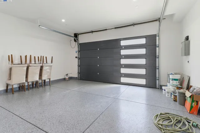 $1,850,000 | 492-494 Sunset Boulevard, Hayward, CA 94541