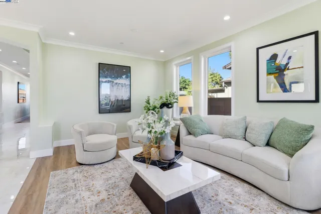 $1,850,000 | 492-494 Sunset Boulevard, Hayward, CA 94541