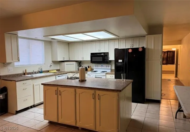 $469,900 | 4214 East Baltimore Avenue, Las Vegas, NV 89104