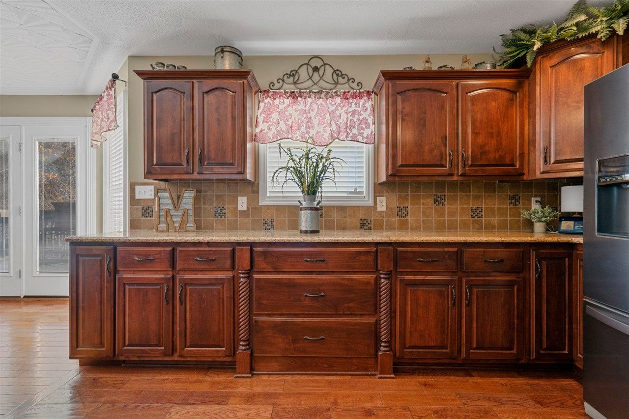 4990 Morgantown Road Franklin, KY 42134 - Photo 11 of 35 Gallery Image 11