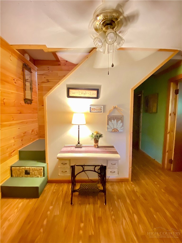 547 Round Knob Ridge Road West Jefferson, NC 28694 - Photo 11 of 30 Gallery Image 11