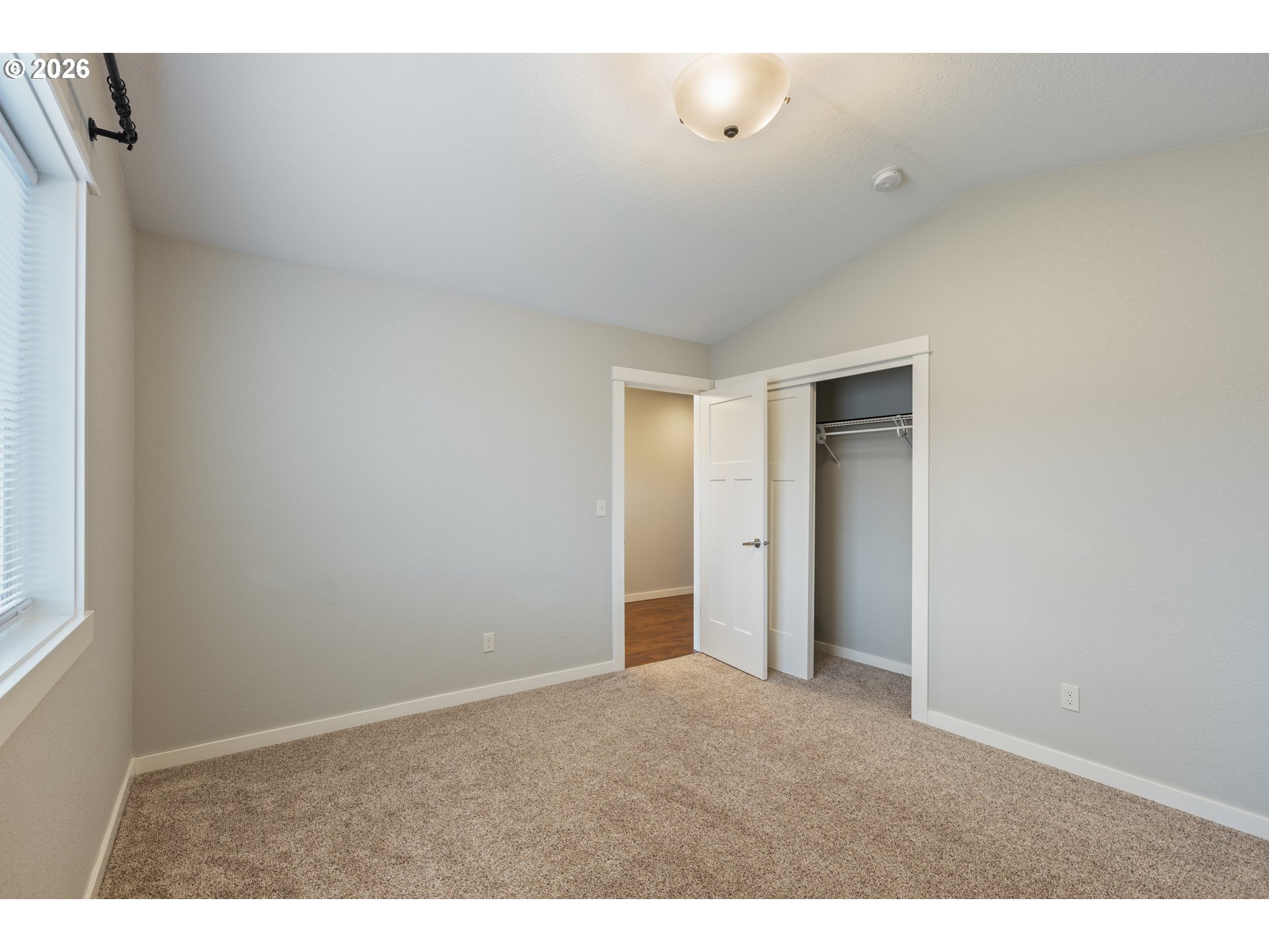 409 South State Street Sutherlin, OR 97479 - Photo 34 of 47 a view of an empty room and window