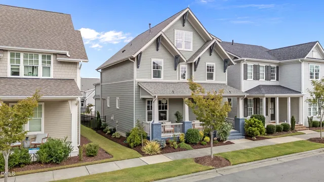 $770,000 | 822 Watercolor Way, Durham, NC 27713