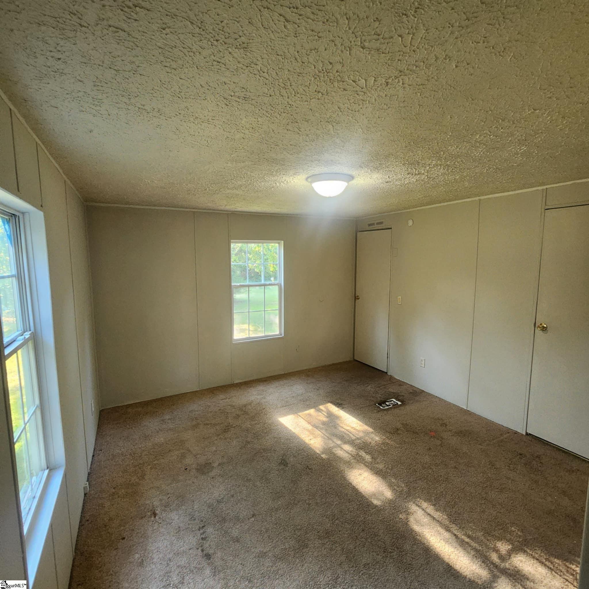 358 Goldsmith Road Simpsonville, SC 29681 - Photo 7 of 10 Gallery Image 7