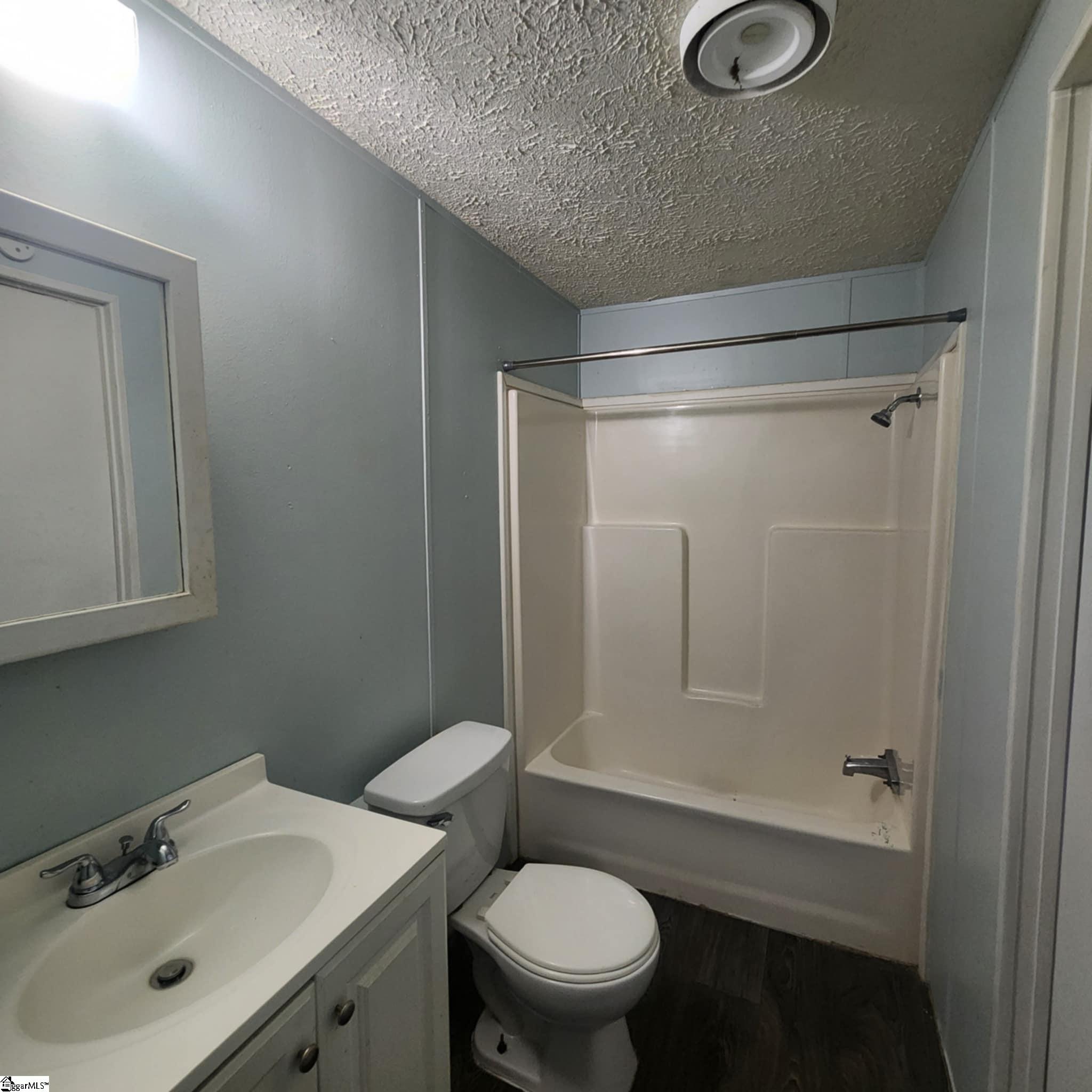 358 Goldsmith Road Simpsonville, SC 29681 - Photo 8 of 10 Gallery Image 8