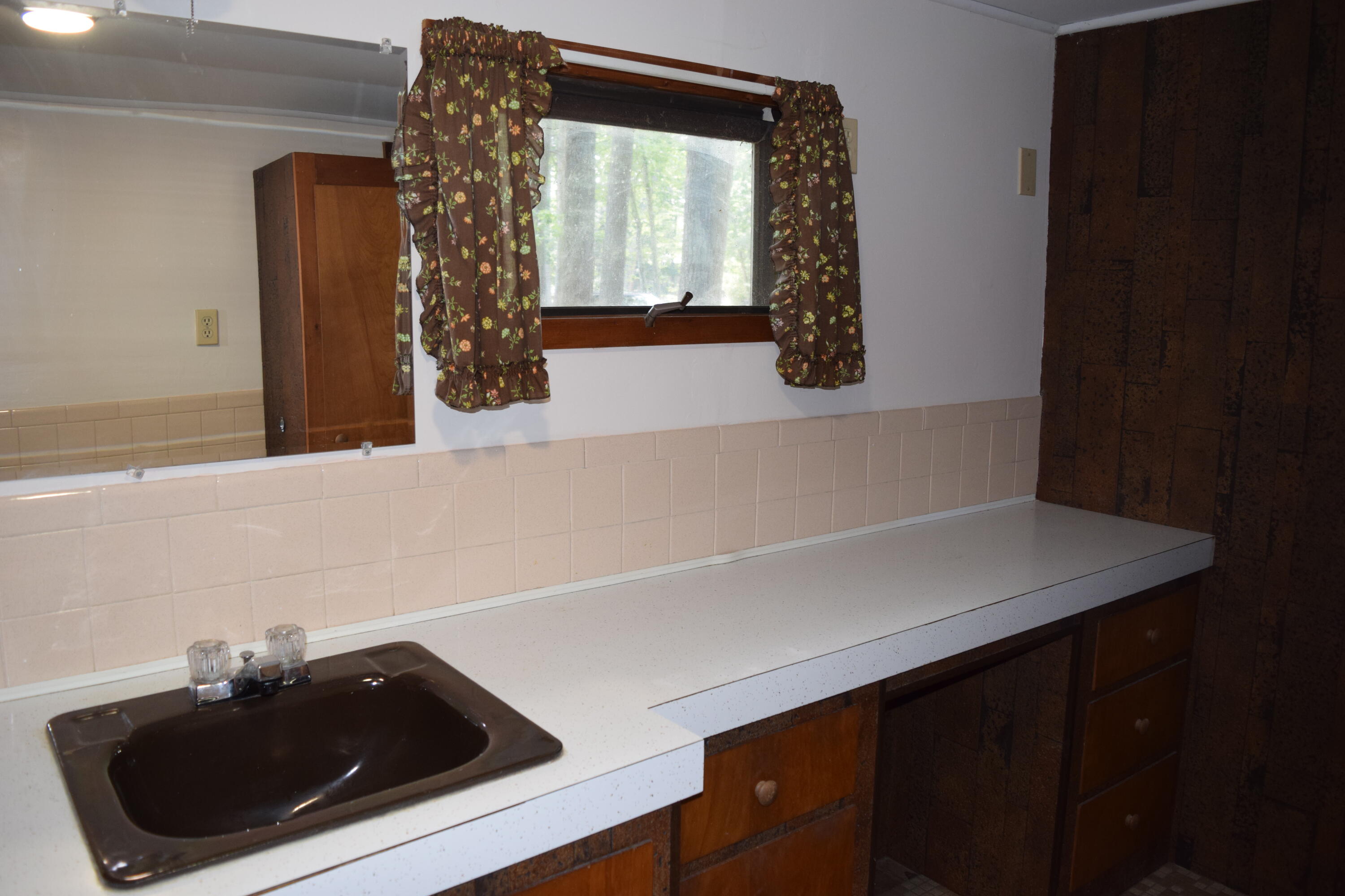 30-34 Woodland Road Windham, ME 04062 - Photo 18 of 25 b8