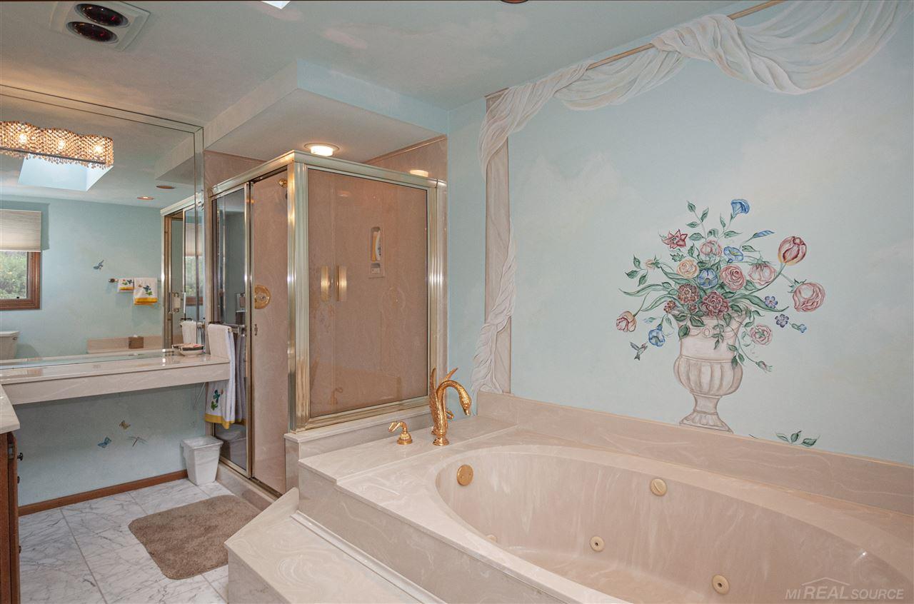 987 Lake Shore Road Grosse Pointe Shores, MI 48236 - Photo 31 of 54