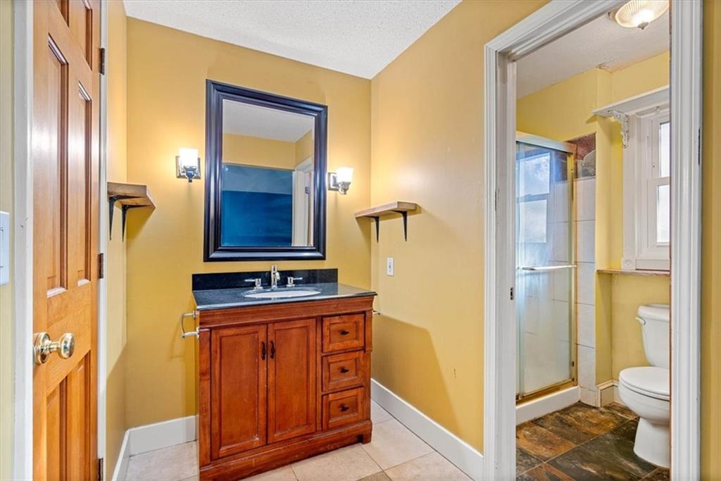 16405 Spring Valley Road Belton, MO 64012 - Photo 11 of 16