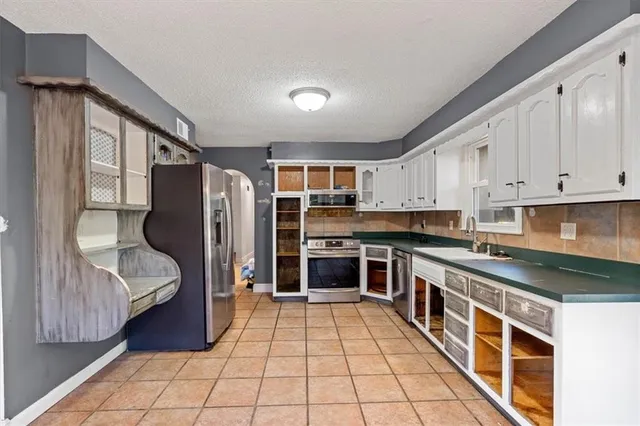 $265,000 | 16405 Spring Valley Road, Belton, MO 64012