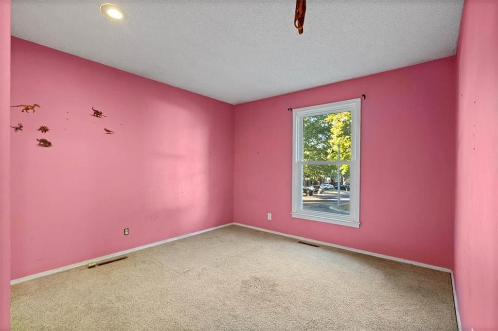 16405 Spring Valley Road Belton, MO 64012 - Photo 9 of 16