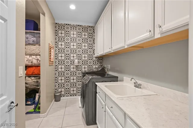 $810,000 | 989 Alverstone Court, Henderson, NV 89002