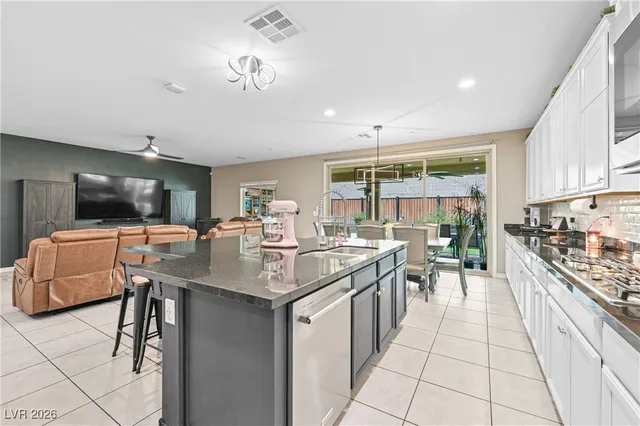 $810,000 | 989 Alverstone Court, Henderson, NV 89002