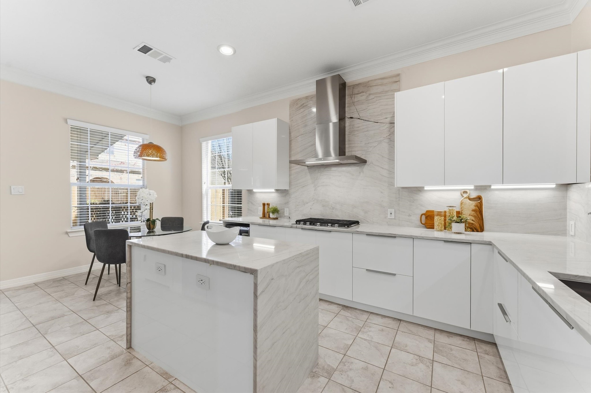 14402 Basalt Lane Houston, TX 77077 - Photo 11 of 40