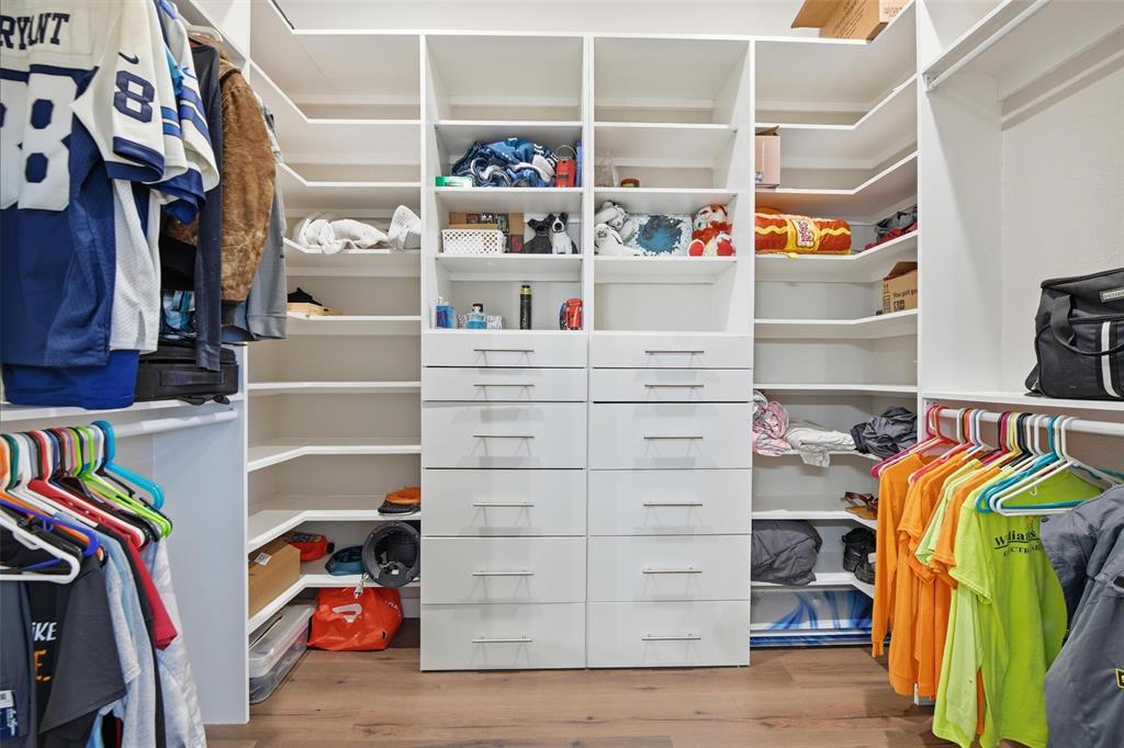379 Private Road, Unit 4650 Boyd, TX 76023 - Photo 18 of 40 Walk in closet with light wood-type flooring