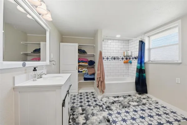 $569,900 | 379 Private Road, Unit 4650, Boyd, TX 76023