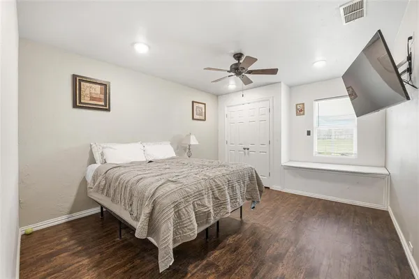 $569,900 | 379 Private Road, Unit 4650, Boyd, TX 76023