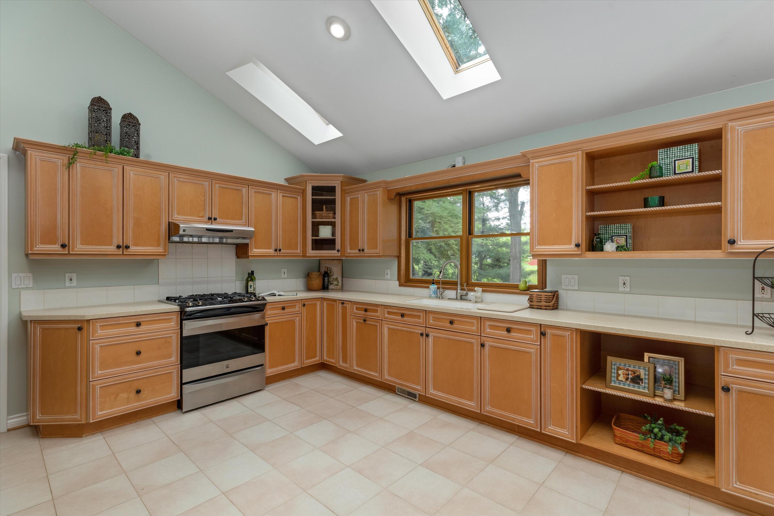 525 Judd Road Saline, MI 48176 - Photo 13 of 68 12-525 Judd Rd 0011