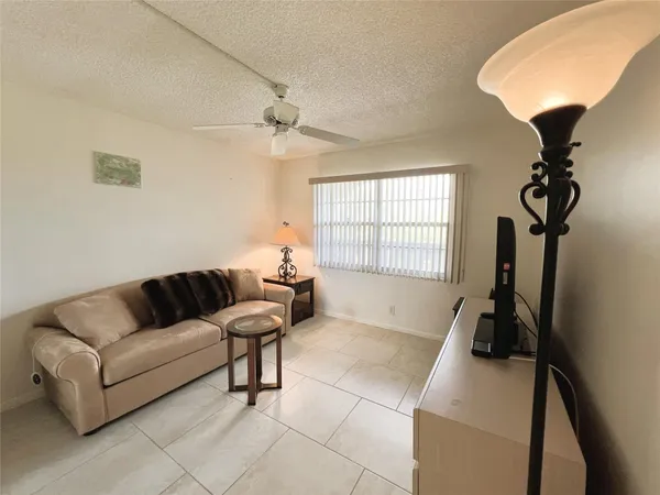 $2,050 | 1605 Abaco Drive, Unit C4, Coconut Creek, FL 33066