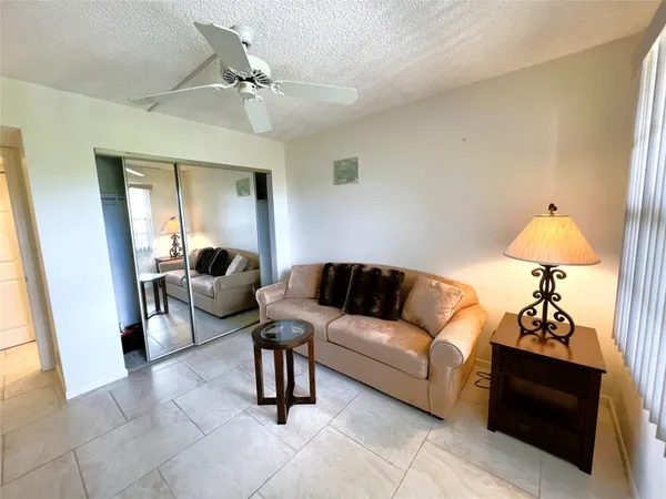 $2,050 | 1605 Abaco Drive, Unit C4, Coconut Creek, FL 33066