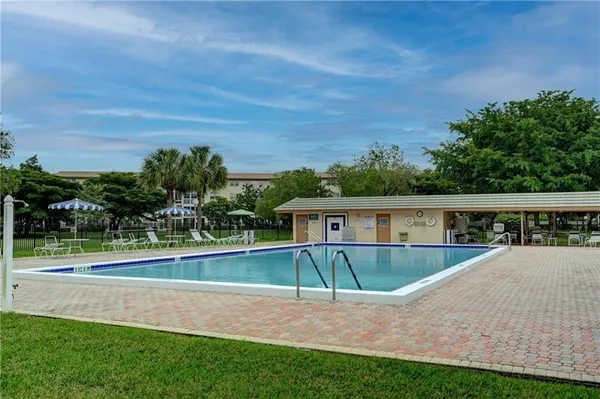 $2,050 | 1605 Abaco Drive, Unit C4, Coconut Creek, FL 33066