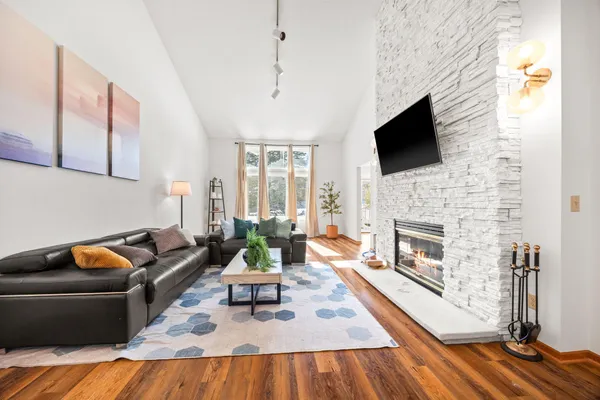 $449,900 | 6263 Sequoia Circle, Eden Prairie, MN 55346