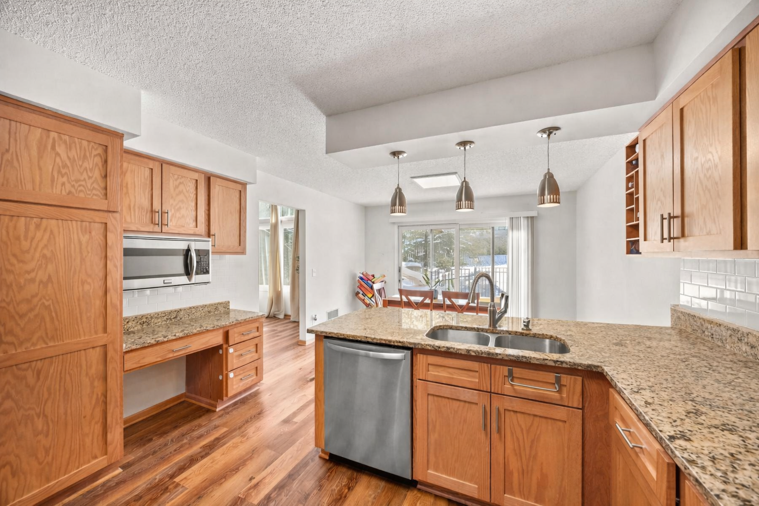 6263 Sequoia Circle Eden Prairie, MN 55346 - Photo 7 of 27