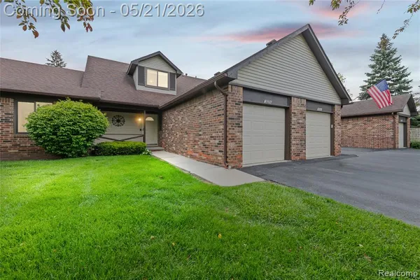$159,999 | 3779 Heritage Parkway, Unit 41, Dearborn, MI 48124