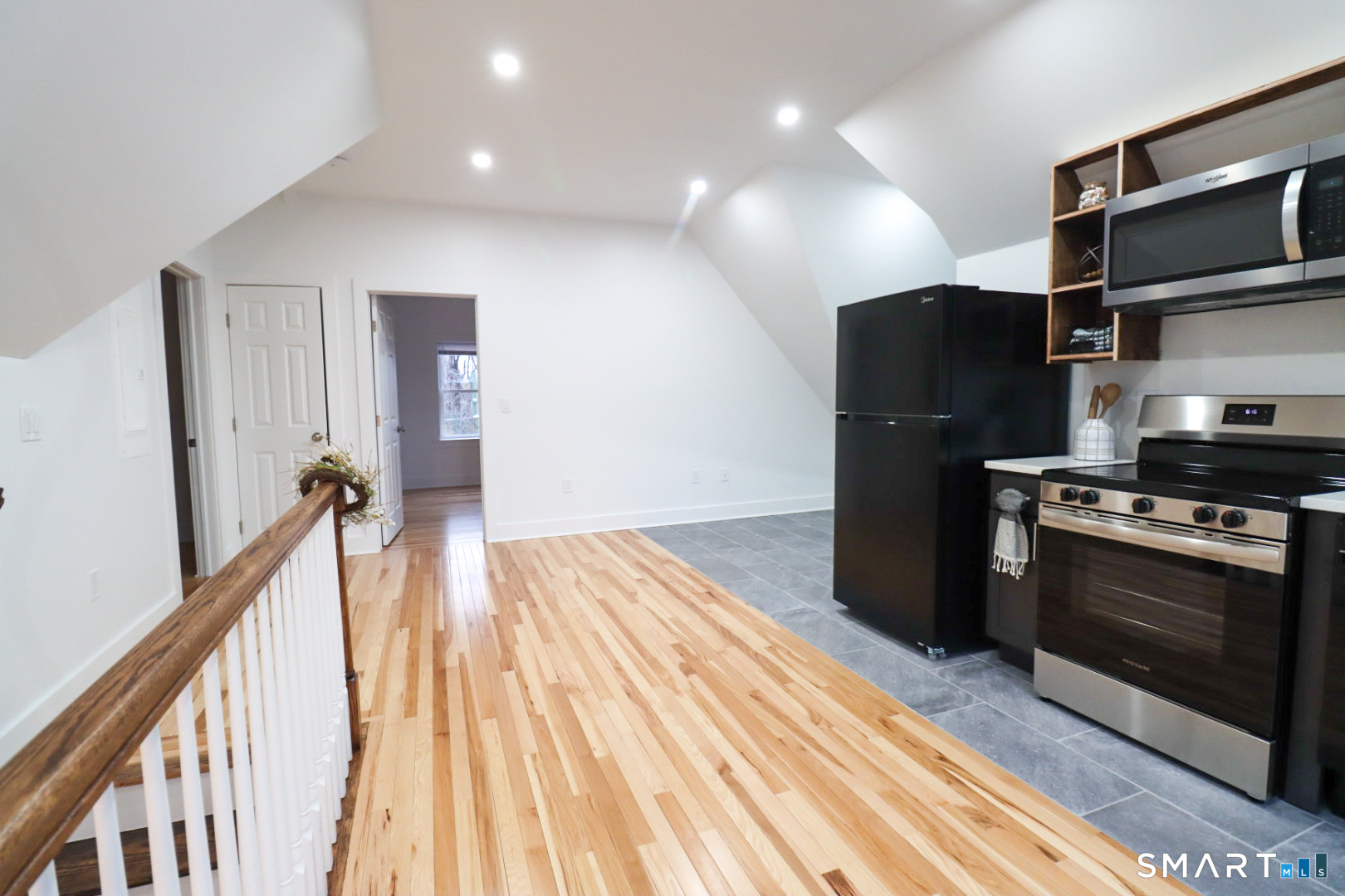 55 Channing Street, Unit 3 New London, CT 06320 - Photo 5 of 17