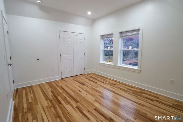 $1,950 | 55 Channing Street, Unit 3, New London, CT 06320