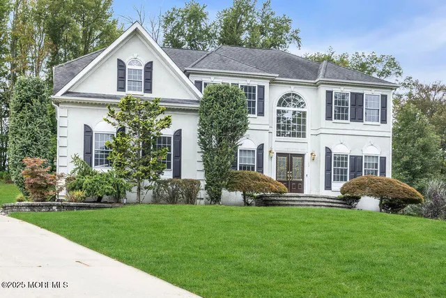 $1,329,999 | 22 Forest Lane, Monroe Township, NJ 08831