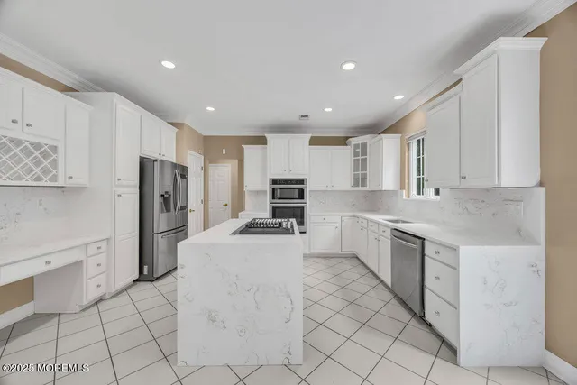 $1,329,999 | 22 Forest Lane, Monroe Township, NJ 08831