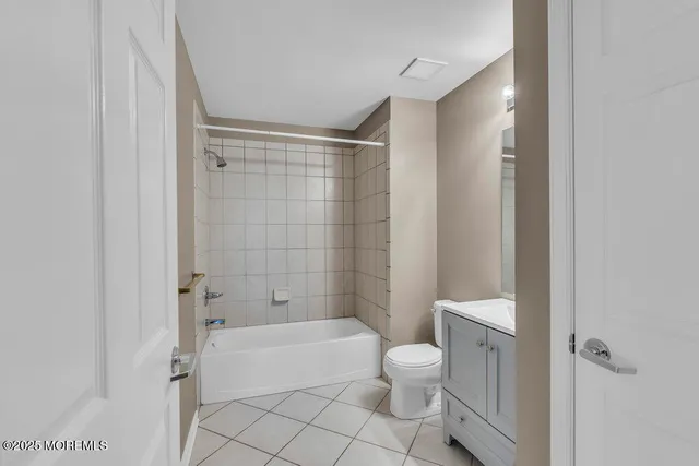 $1,329,999 | 22 Forest Lane, Monroe Township, NJ 08831