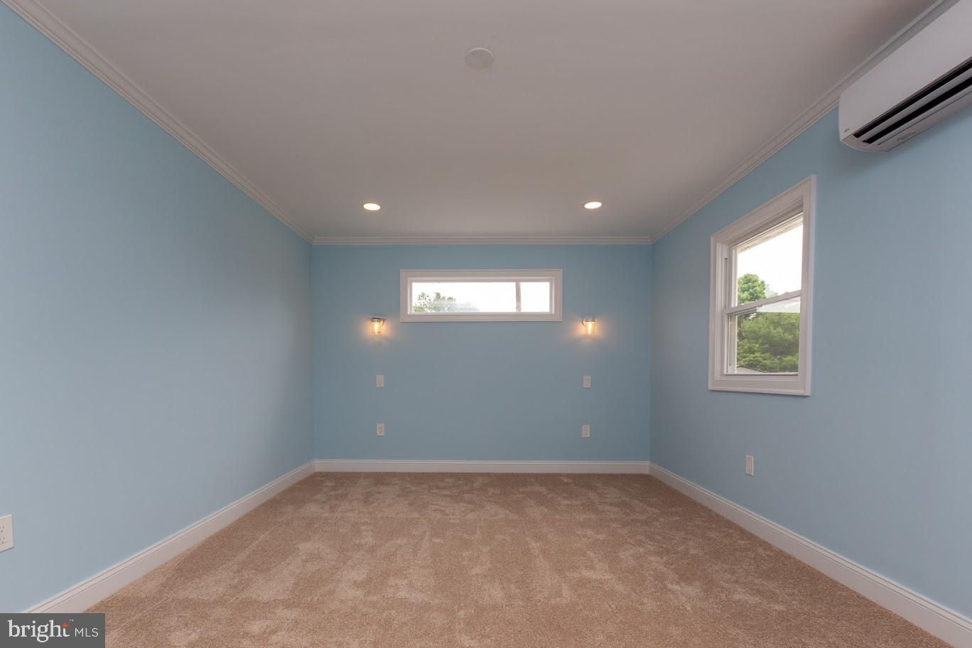 668 Monmouth Road Wrightstown, NJ 08562 - Photo 13 of 28 Gallery Image 13