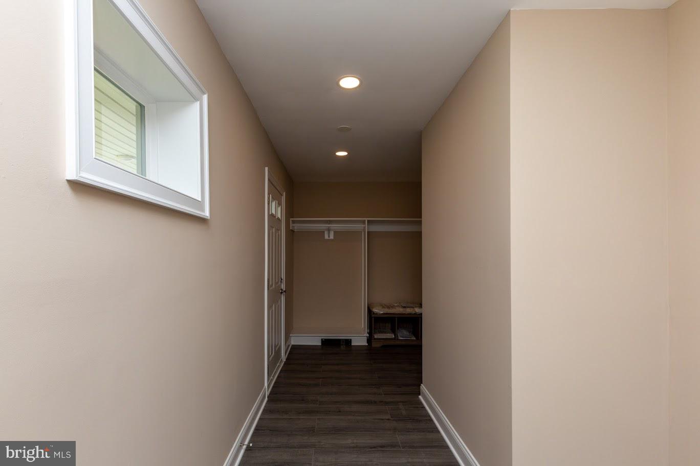 668 Monmouth Road Wrightstown, NJ 08562 - Photo 20 of 28 Gallery Image 20