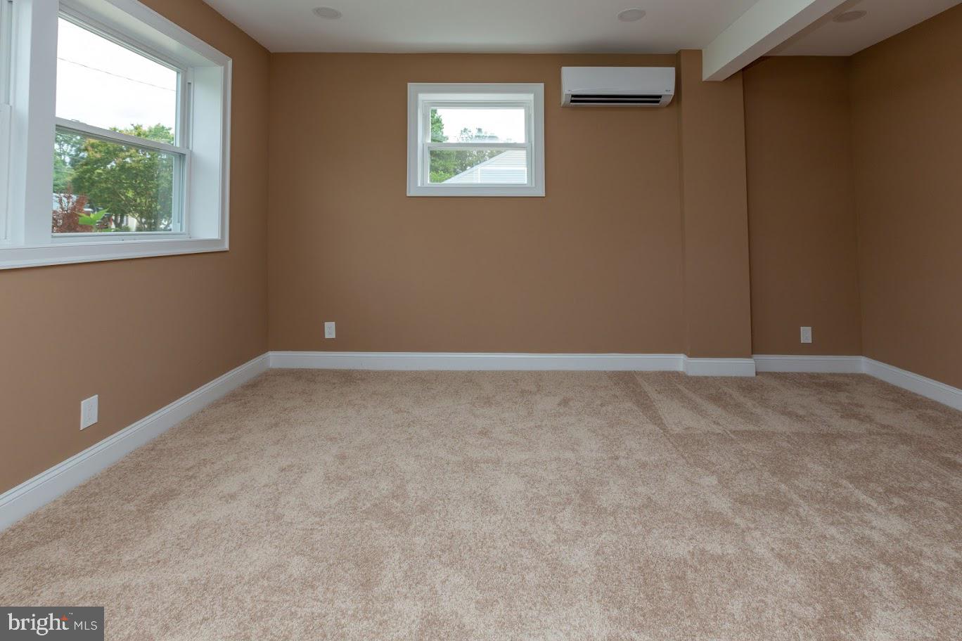 668 Monmouth Road Wrightstown, NJ 08562 - Photo 21 of 28 Gallery Image 21