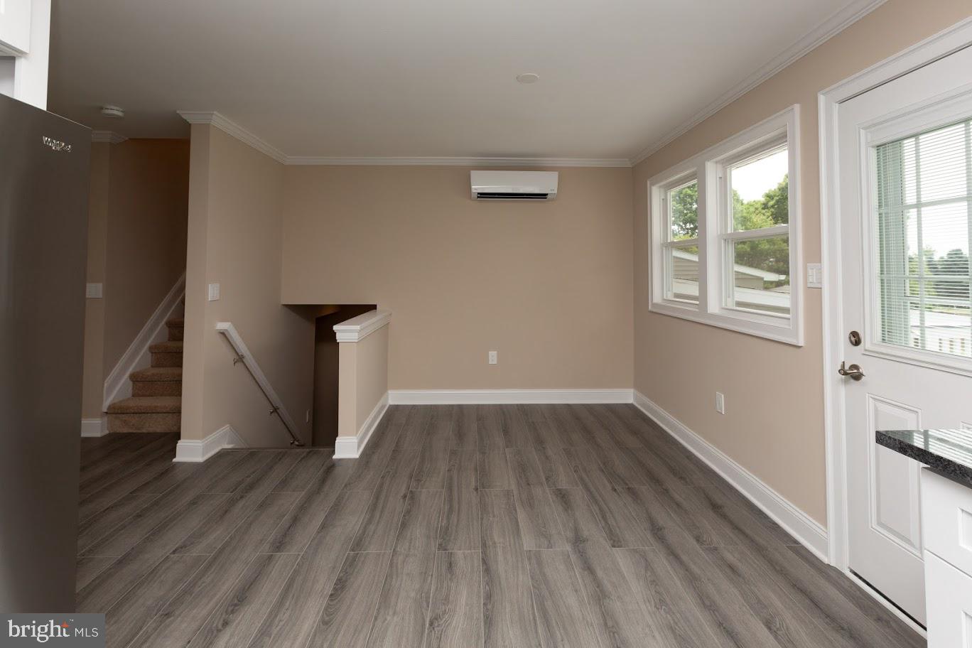 668 Monmouth Road Wrightstown, NJ 08562 - Photo 8 of 28 Gallery Image 8