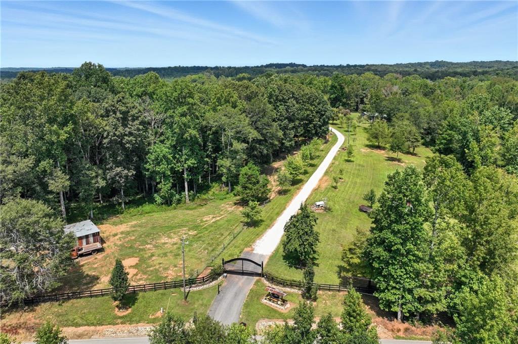 731 Borders Road Commerce, GA 30530 - Photo 2 of 75